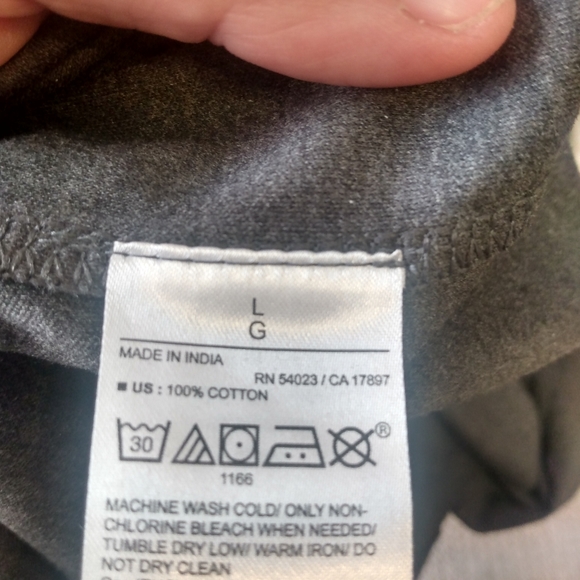 Banana Republic Luxe Performance shirt - Picture 5 of 5